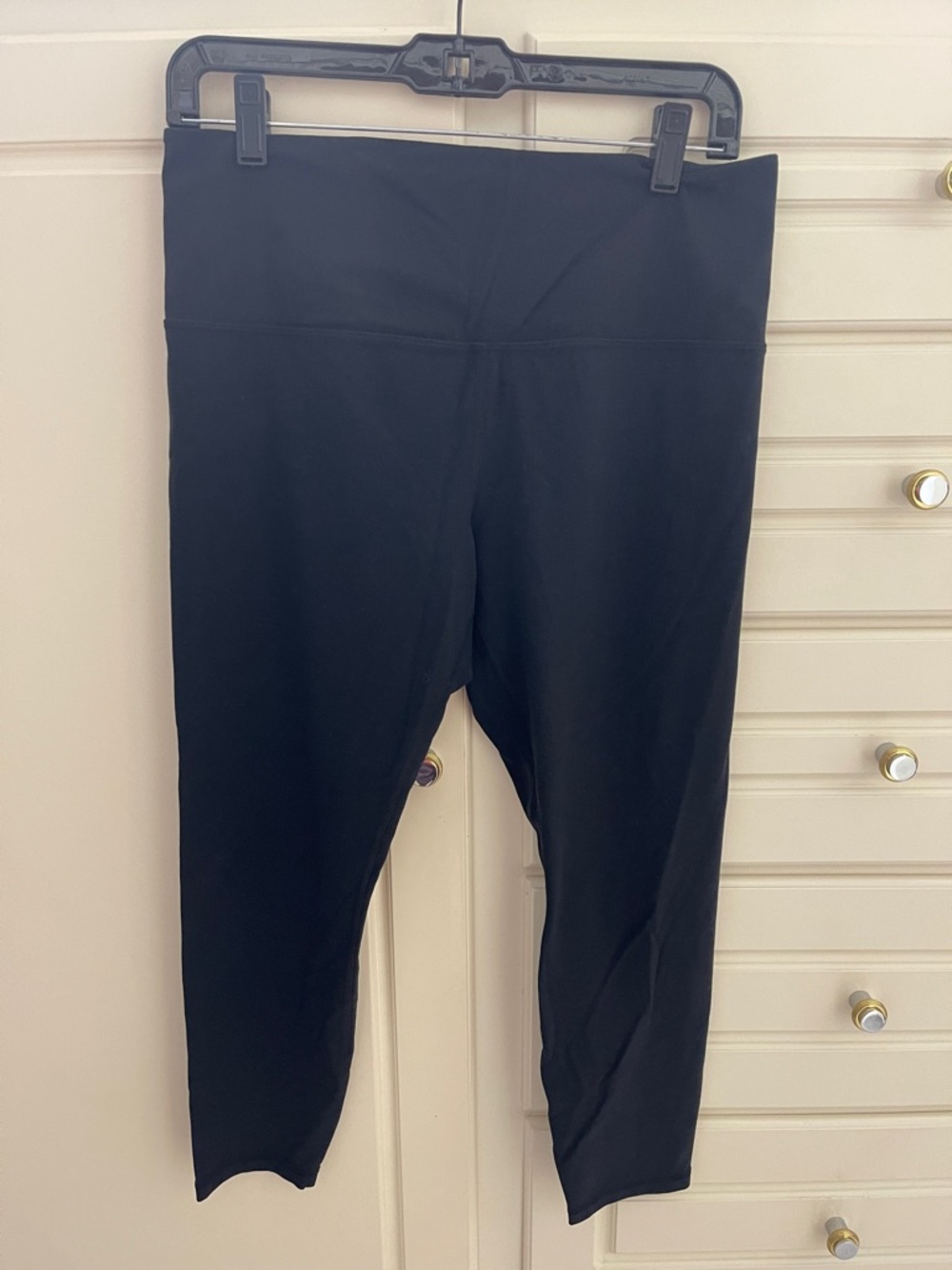 Athleta Black High-Rise Capri Leggings